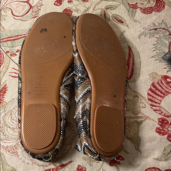 Anniel Ballet Derby Black and Gold Chevron Glitter Ballet Lace Up Flats - Picture 10 of 11